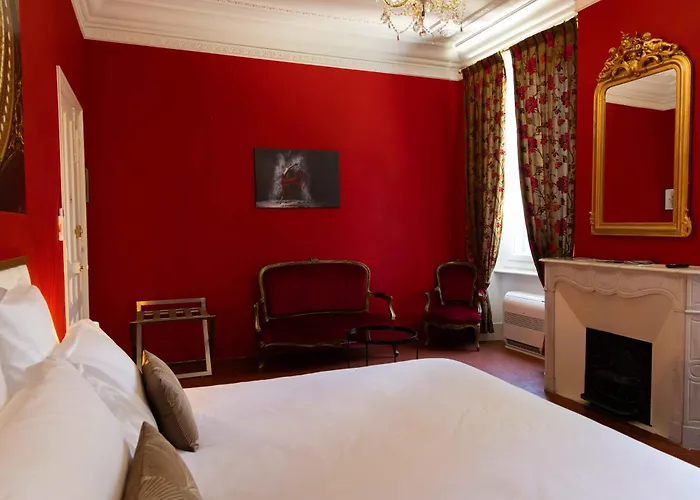 Bed & Breakfast Les Jardins De La Fontaine 4*